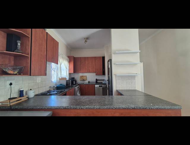 3 BEDROOM APARTMENT FOR SALE IN COUNTRY VIEW